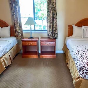 Queen Suite